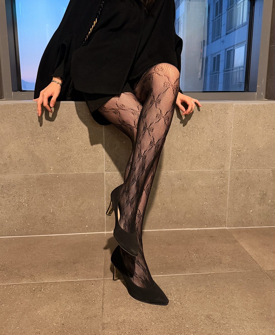 망사리본스타킹 에디토리얼 10