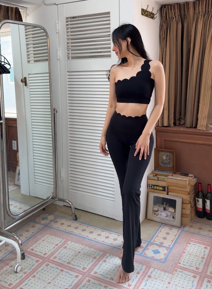 Floa-Pants editorial look 1 | LINABRINA
